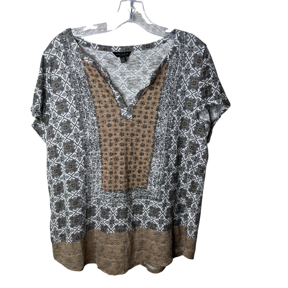 Lucky Brand Womens XL Split Neck Knit Top Boho Geometric Print Short Sleeve Tan